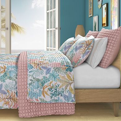 Five Queens Court Breezes Quilt Set or Euro Sham