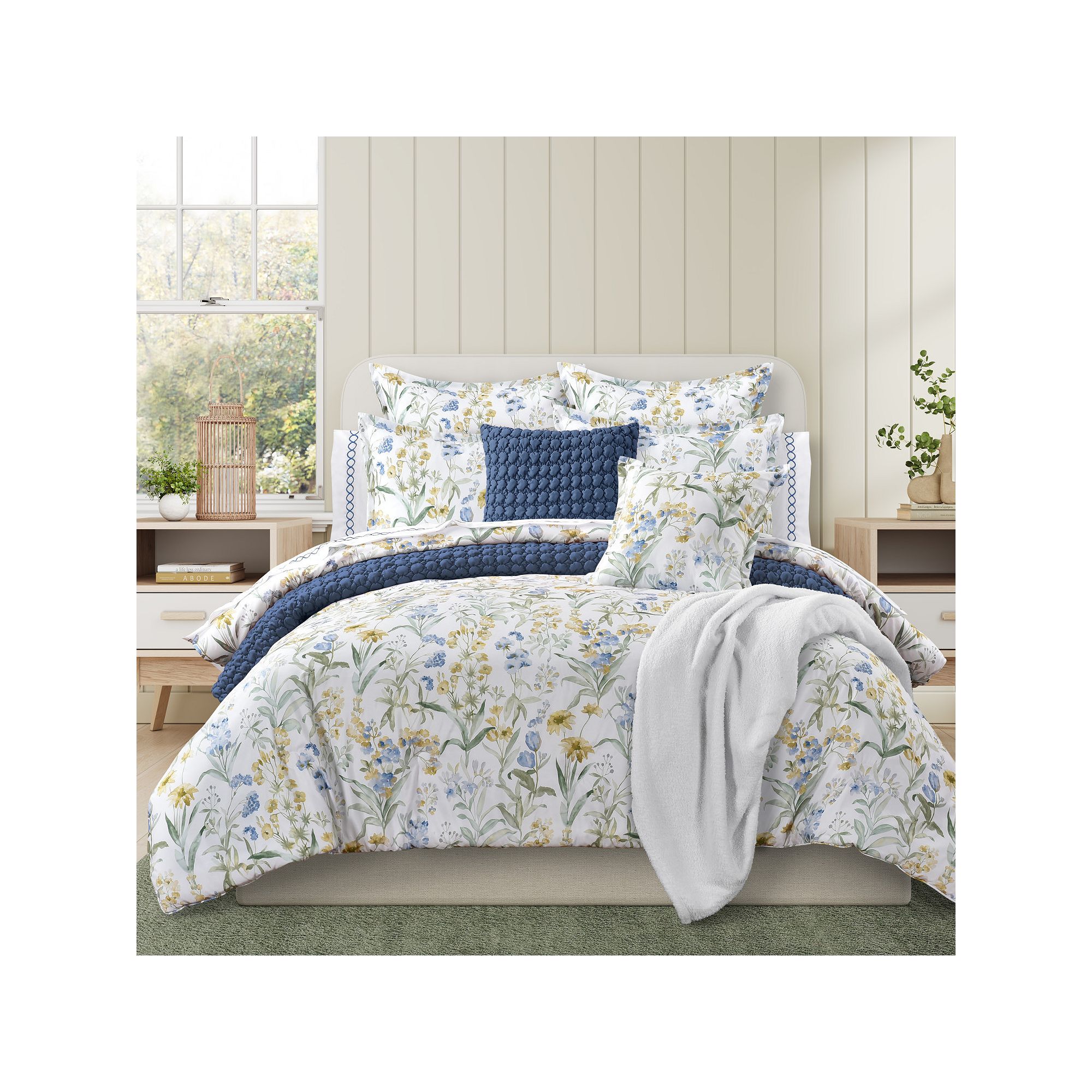 Five Queens Court Tahlia Blue Comforter Set with Shams