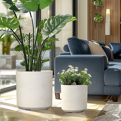 LuxenHome 2-Piece Round Plastic Planters Set