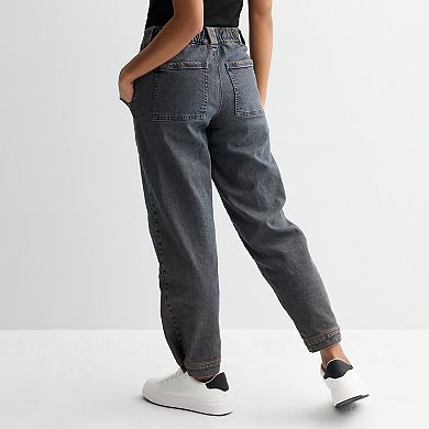 Juniors' SO® Mid-Rise Button Hem Jogger Jeans