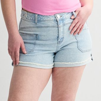 Juniors' Plus Size SO® Midrise Seamed Utility Shorts