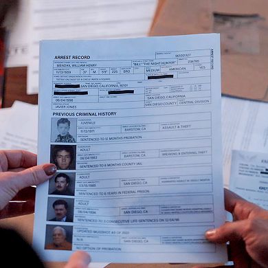 University Games The Night Hunter Game Murder Mystery Party