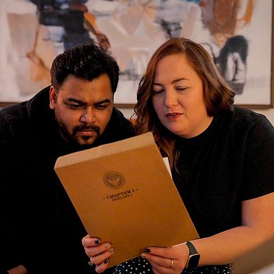 University Games The Night Hunter Game Murder Mystery Party