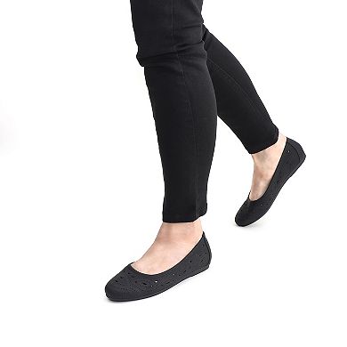 Easy Street Jackie Women's Ballet Comfort Flats