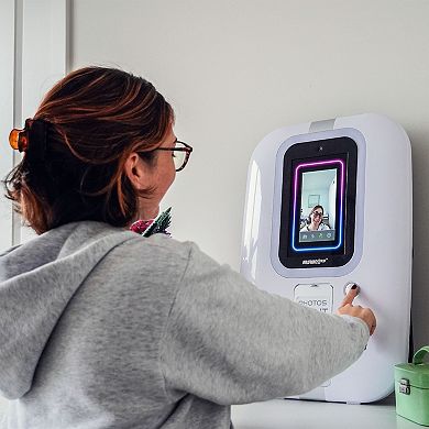 Arcade1Up 7" Touchscreen Photobooth - Add Stickers, Effects & Print 2"x3" Photos