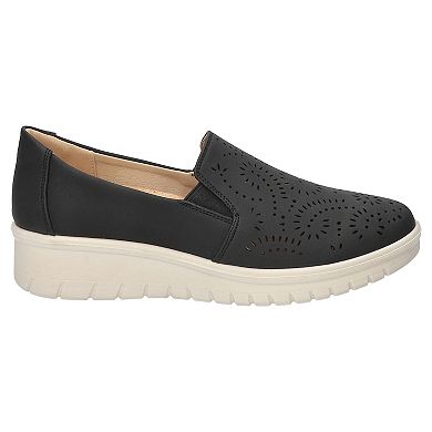Ying by Easy Street Women's Comfort Flats