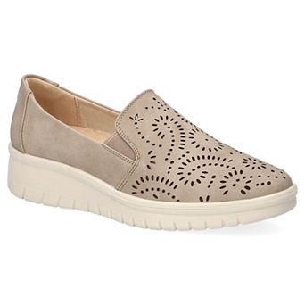 Ying by Easy Street Women's Comfort Flats
