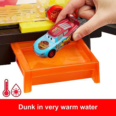 Disney and Pixar Cars Color Changers Race Ready Car Wash Playset by Mattel