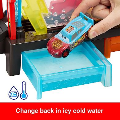Disney and Pixar Cars Color Changers Race Ready Car Wash Playset by Mattel