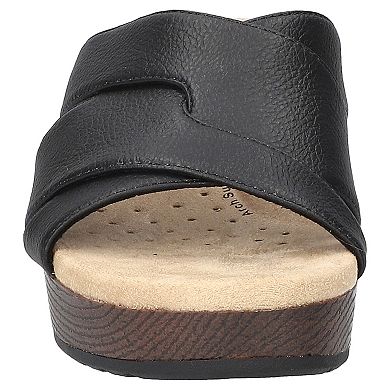 Easy Street Rosella Women's Slip-Resistant Sandals
