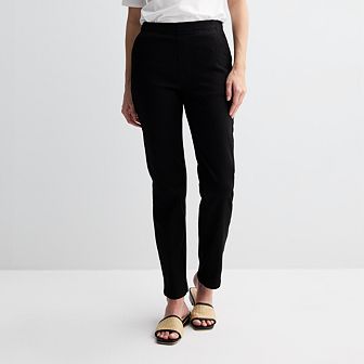 Petite Croft & Barrow® Classic Pull-On Jeans