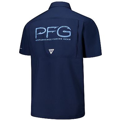 Men's Columbia Navy North Carolina Tar Heels PFG Slack Tide�� Omni-Shade�� Button-Up Camp Shirt