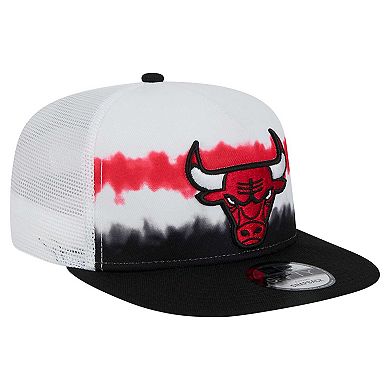 Men's New Era White/Black Chicago Bulls Dip-Dye 9FIFTY A-Frame Trucker Snapback Hat