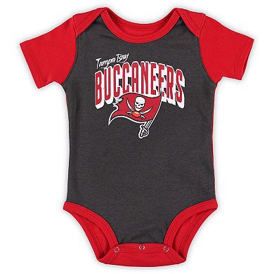 "Newborn & Infant Tampa Bay Buccaneers Dynamic Duo Bodysuit, Bib & Knit Hat Set"