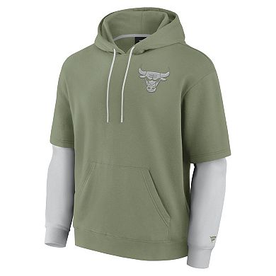 Men's Fanatics Olive Chicago Bulls Elements Sleek Pullover Hoodie