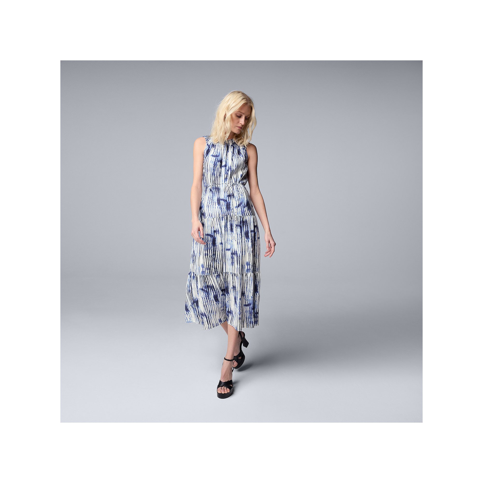 Petite Simply Vera Vera Wang Smocked Crosshatch Crepe Dress, Womens, Size: