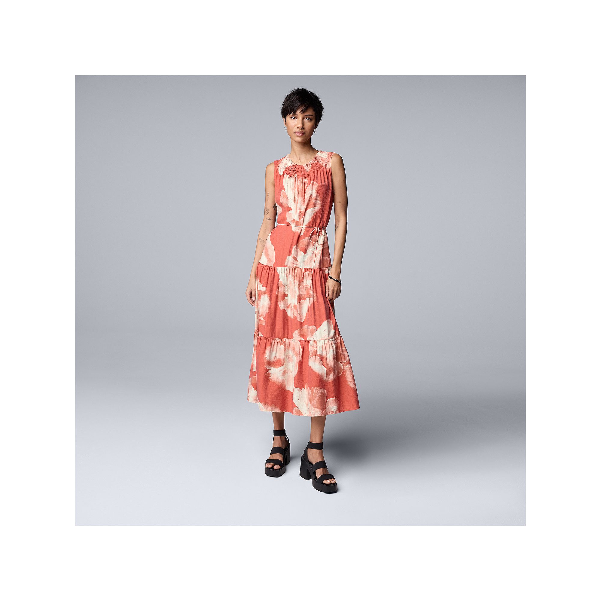 Petite Simply Vera Vera Wang Smocked Crosshatch Crepe Dress, Womens, Size: