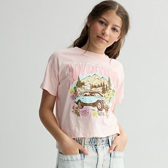 Girls 6-20 SO® Short Sleeve Boxy Graphic Tee in Regular & Plus Size