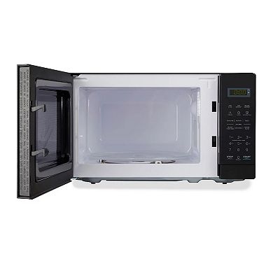 Black and Decker 0.7 Cu Ft 700 Watt LED Digital Microwave Oven with Child Safety Lock