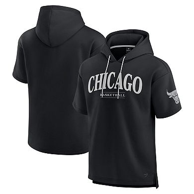 Men's Fanatics Black Chicago Bulls Elements Ready Short Sleeve Pullover Hoodie