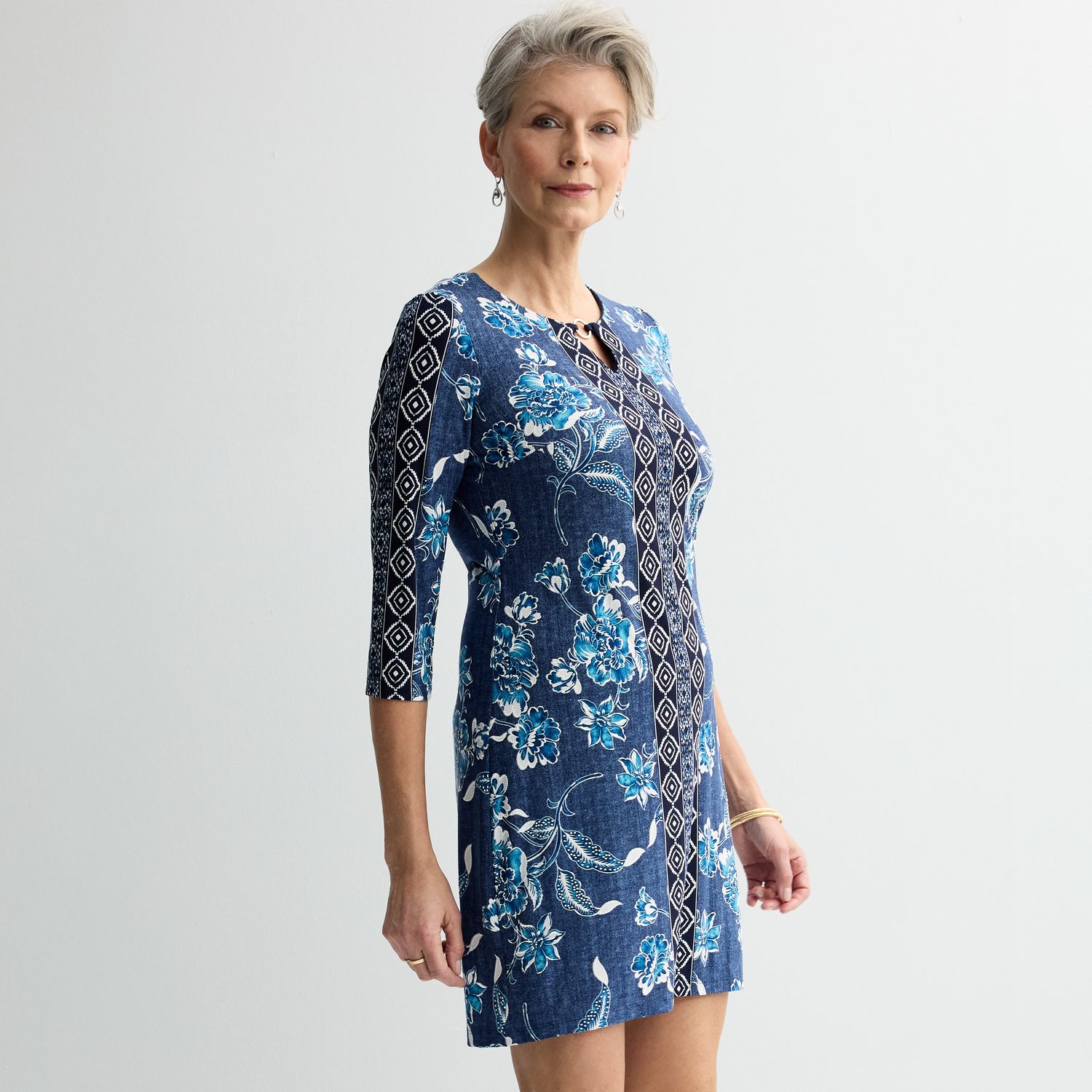 Женские платья Sandra Darren Petite Sandra Darren Keyhole Printed Dress
