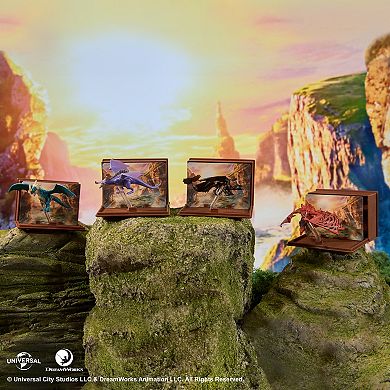 Cool Maker How to Train Your Dragon Collectible Dragon & Card with Display Stand