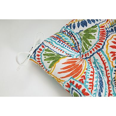 Pillow Perfect Paisley Indoor / Outdoor 18.5 in. x 19 in. Tufted Wicker Chair Pad with Ties 2-piece Set