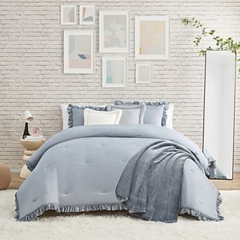 Bearpaw Quince Ruffle Comforter Set with Shams