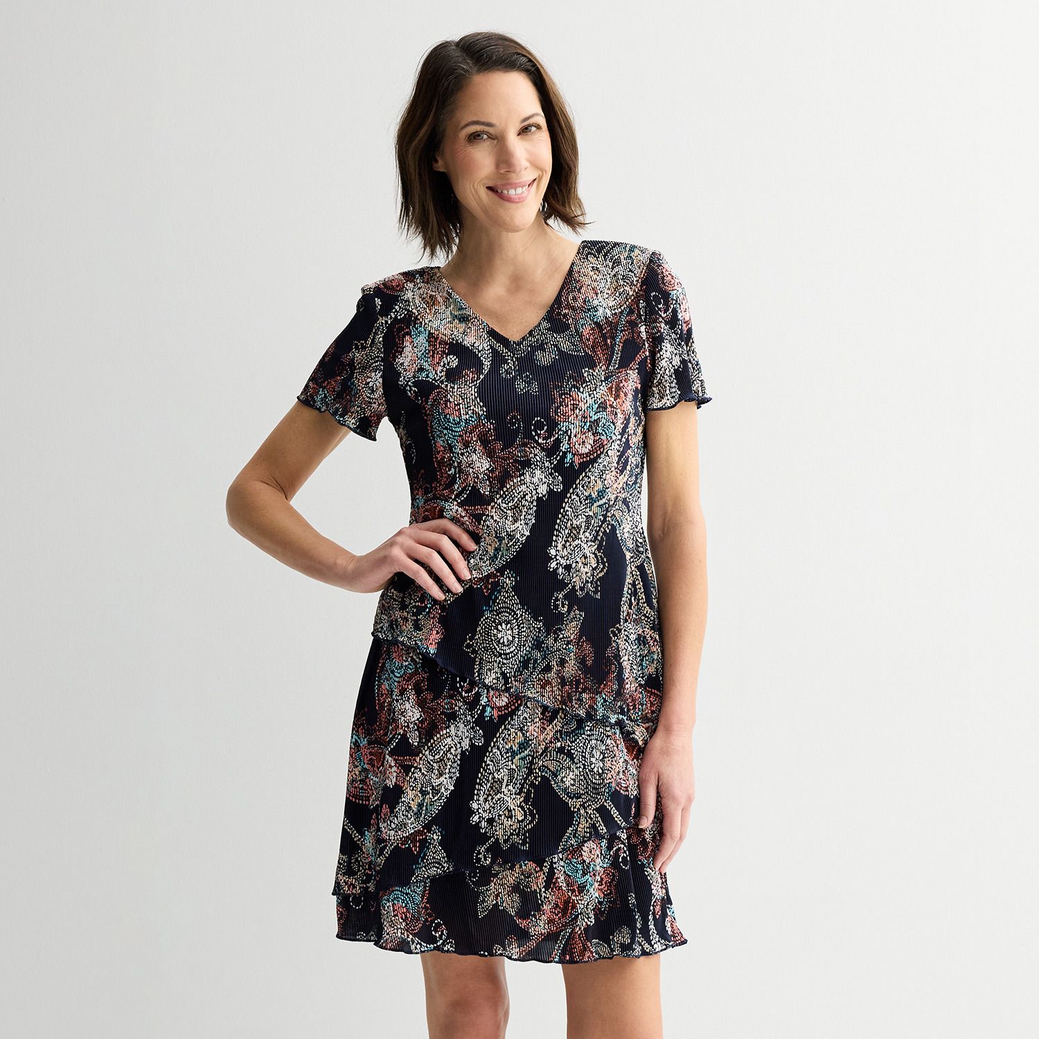 Женские платья Studio Connection Pleated Bodre Short Sleeve Tiered Dress