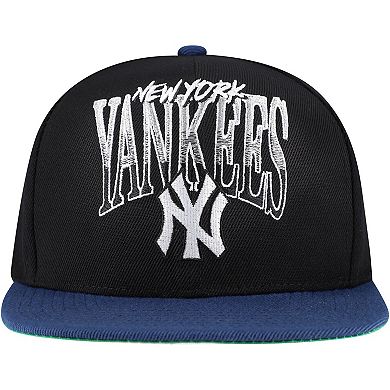 Men's Mitchell & Ness Black New York Yankees Rise Up Snapback Hat
