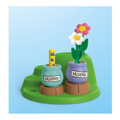 Disney's Winnie The Pooh's & Tigger's Bee Garden Play Set by Playmobil Junior