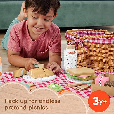 Fisher-Price 31-Piece Wooden Picnic Basket & Food Pretend Play Set for Preschool Kids