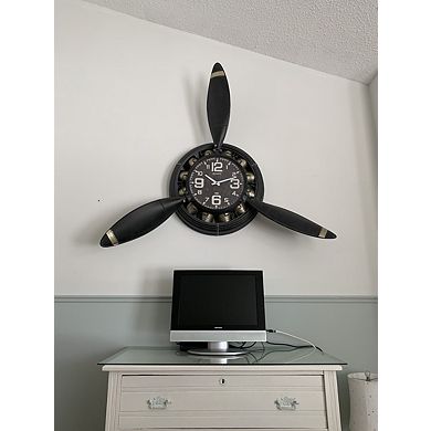 Metal Airplane Propeller Wall Décor Clock