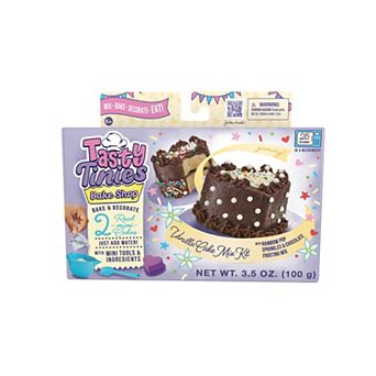Goliath Tasty Tinies Bake Shop Vanilla Cake with Chocolate Frosting Mix Kit
