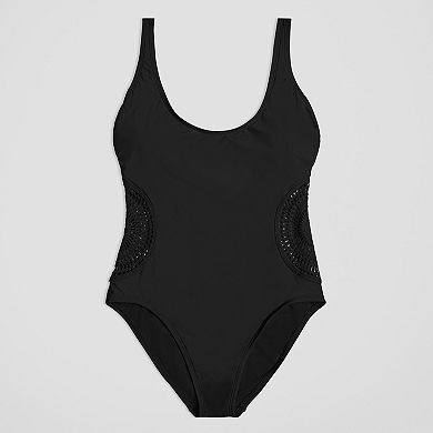 Women's Freshwater Crochet Side Panel One-Piece Swimsuit