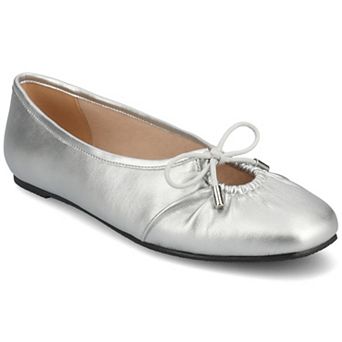 Journee Callee Medium and Wide Width Women's Ballet Bow Slip-On Dress Flats