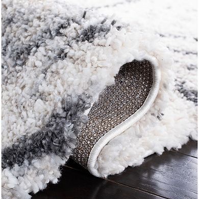 Safavieh Fontana Square Nia Rug