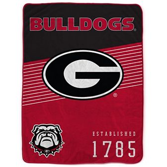 Pegasus Georgia Bulldogs 60” x 80” Helmet Stripes Blanket