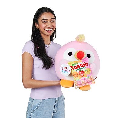 Snackles Series 2 14-inch Snackle Sally by ZURU