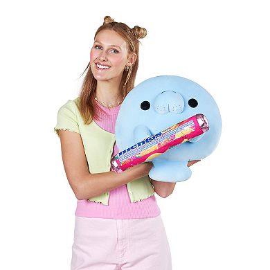 Snackles Series 2 14-inch Snackle Douglas by ZURU