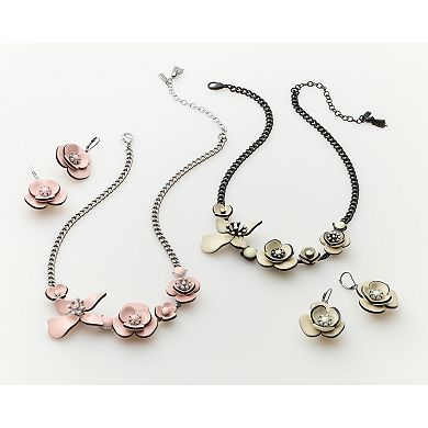 Simply Vera Vera Wang 17 in. Flower Frontal Necklace