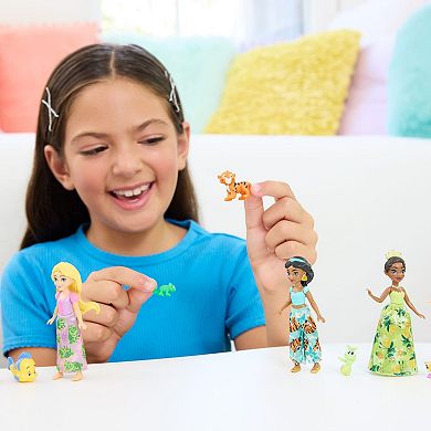 Disney Princess & Friends Five Dolls & Friend Figures Set by Mattel