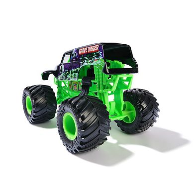 Monster Jam Grave Digger Die-Cast Vehicle 1:24 Scale