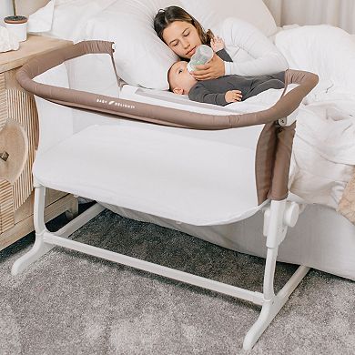 Baby Delight Beside Me Dreamer Bassinet & Sleeper