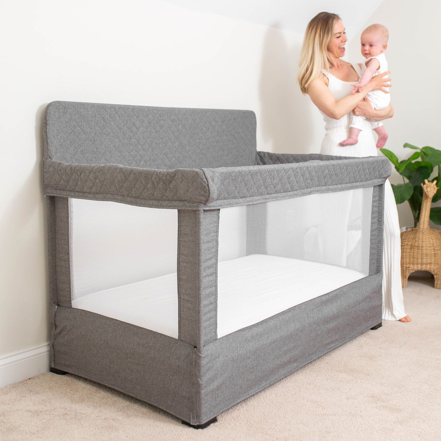 Baby Delight Lunaire Full Size Mesh Crib & Playard‼️Light dirt‼️