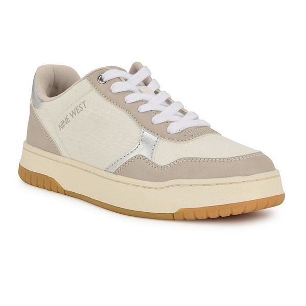 Nine West Nenya Casual Lace-Up Round Toe Sneakers