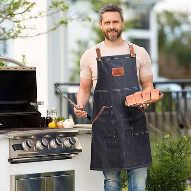 Tampa Bay Buccaneers Grill Apron and Glove Set