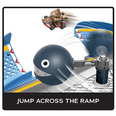 Hot Wheels Mario Kart Chain Chomp Track Set by Mattel