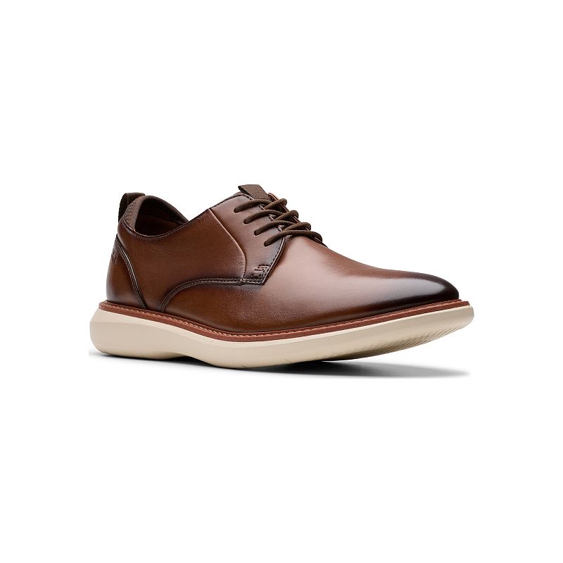 Clarks® Brantin Plain Men's Leather Casual Shoes, Size: 8.5, Brown