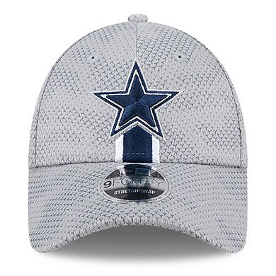Men's New Era Gray Dallas Cowboys 2024 Sideline 9FORTY Stretch-Snap Hat